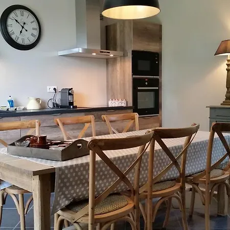 Le De Chateau De Grenier Holiday home *
